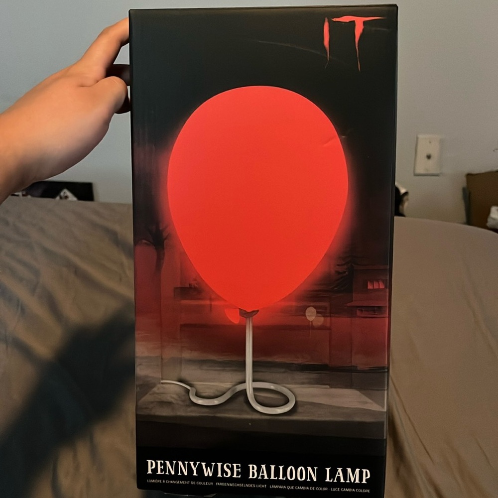 IT Balloon Lamp